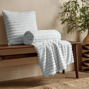 Coperta bianca in micropile 130x170 cm Cosy Ribbed – Catherine Lansfield