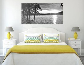 Quadro su tela – Tramonto sul lago in bianco e nero