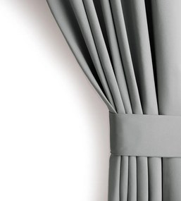 Tenda termoisolante/parzialmente oscurante grigia 140x245 cm Kierra – Restilo