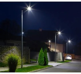 Lampione stradale solare a LED con sensore STREET LED/15W/7,4V 4000K IP65 5400 mAh