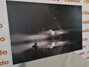 Stampa su tela – Barca sul mare in bianco e nero