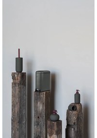 Scopino WC verde scuro in ceramica Lotus Play – Mette Ditmer Denmark