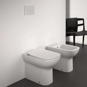 Copriwater I.Life A ovale originale per serie sanitari IDEAL STANDARD sganciabile in poliestere sospeso filo pavimento , bianco eur