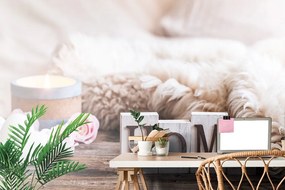 Carta da parati – Natura morta con scritta Home