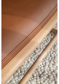 Pouf con struttura in rovere massiccio e dettagli in pelle di bufalo nero Dedo - Gazzda