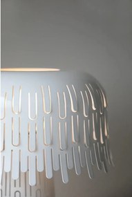 Lampada da tavolo bianca con paralume in metallo (altezza totale 38 cm) Verbera – Markslöjd