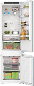 Bosch - Serie 4 KIN96VFD0. Capacità netta totale: 290 l. Cerniera porta: Destra, Tipo di display: led. Classe climatica: sn-st, Emissione acustica: