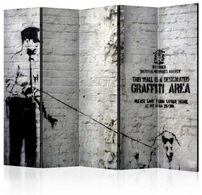 Paravento separè Zona graffiti - arte urbana con persone e scritte su parete di mattoni