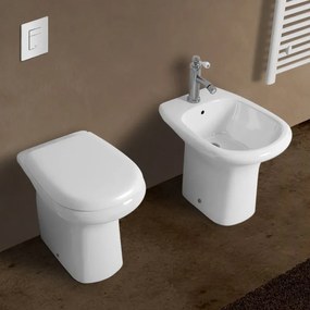 Set di sanitari completi di lavabo serie Orient con sedile incluso