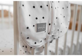 Coperta avvolgente Sleepee First Step Swaddle con cappellino in omaggio grigio chiaro