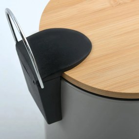 Cestino per la spazzatura grigio tortora in acciaio con pedale 5 l Adonis – Spirella