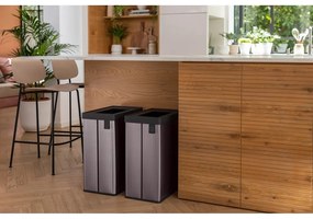 Cestino per la spazzatura in plastica riciclata rosa opaco 54 l Verto Recycle - Curver