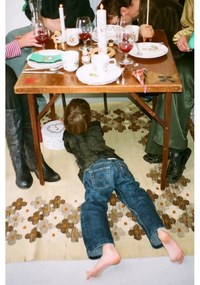 Candela a tema natalizio tempo di combustione 56 h Grand Cru Cottage 2025 – Rosendahl