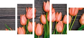 Quadri 5 pezzi – Affascinanti tulipani arancioni su sfondo di legno