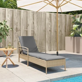 Lettino prendisole con cuscino beige 63x200x81 cm in polyrattan
