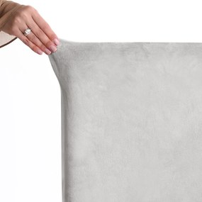 Set di coprisedia grigio chiaro con rivestimento elastico per sedie 4 pz 48 cm Sento – Restilo