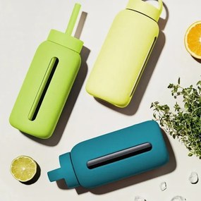 Bottiglia bottiglia da viaggio verde 720 ml Electric Lime – Muuki