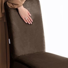 Set di coprisedia marroni con rivestimento elastico per sedie 4 pz 48 cm Sento – Restilo