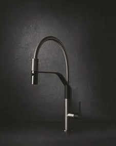 Miscelatore Cucina Semi Pro con Canna Girevole E Doccetta Estraibile Doppio Getto Finox Nero Opaco Mesh 60005 Gessi