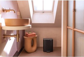 Cestino per la spazzatura nero opaco in acciaio con pedale 12 l Bo – Brabantia