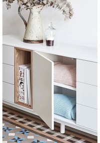 Cassettiera color crema 180x76x40 cm Corvo – Teulat