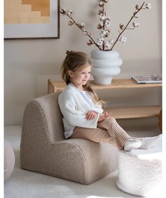 Poltrona per bambini marrone chiaro con rivestimento in bouclé Cloud – Wigiwama