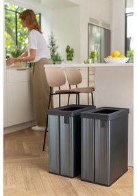 Cestino per la spazzatura grigio in plastica riciclata 54 l Verto Recycle - Curver