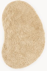 Tappeto a pelo lungo dalla forma organica Tully