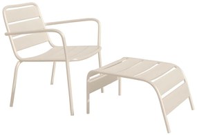 Poltrona bassa da giardino impilabile + Poggiapiedi Metallo Beige - MIRMANDE di MYLIA