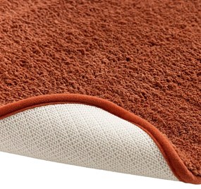 Tappetino per il bagno color terracotta 50x80 cm Mael – douceur d'intérieur
