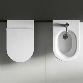 Set sanitari filomuro traslato bianco opaco e sedile soft close di Ceramica Dolomite Mayka
