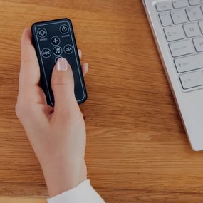 Lionelo - Altalena per bambini RIO con melodia 4xC Beige Latte + telecomando