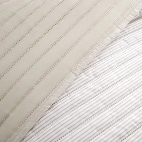 Copriletto beige con rivestimento trapuntato 220x230 cm Stripe – Catherine Lansfield