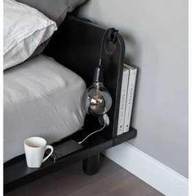 Letto matrimoniale nero in legno di pino con griglia 140x200 cm Peek - Karup Design