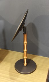 Specchio Da Appoggio Diametro 21 Cm Industrial Bronze Con Supporto In Bamboo Guccio Bertocci