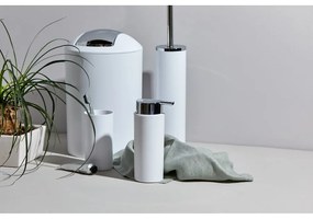 Set di accessori per il bagno bianco in plastica Calvo – Wenko
