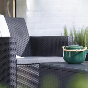 Salotto Per Esterni Rattan Divano Due Poltrone Cuscini E Tavolino Contenitore Claire Graphite Keter