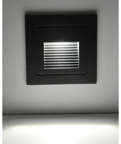 Illuminazione scale LED da esterno Q6 LED/3W/230V IP44