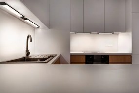 Osram - Lampada LED sottopensile dimmerabile con sensore LINEAR EDGE LED/8W/230V 50 cm nero