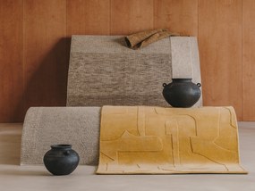 Kave Home - Tappeto Maie in lana e viscosa senape 160 x 230 cm