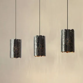 Lindby lampada a sospensione Aralena, nero/oro, a 3 luci, lunghezza 93 cm