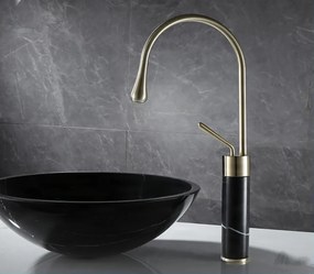 Miscelatore per lavabo EYN BF0954 da piano in ottone con bocca girevole, in più finiture tra cui oro — Oro spazzolato - marmo bianco — 34 cm