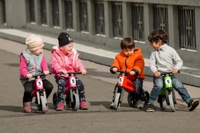 Funny Wheels - Bicicletta senza pedali 2 in 1 RIDER SPORT rosso/nero