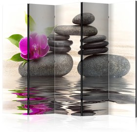Paravento design Orchidea in riposo II (5 pezzi) - pietre e fiori in acqua