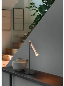 Lampada da tavolo a LED in nero e oro con paralume in metallo (altezza 53 cm) Fiato - Trio