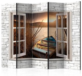 Paravento Lago autunnale II - finestra con vista sulla barca