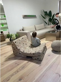 Poltrona per bambini marrone chiaro con rivestimento in bouclé e ciniglia Terrazzo Moon – Wigiwama