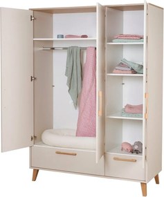 Armadio per bambini color crema/di colore naturale con effetto rovere 138x200x55 cm Jil – Roba