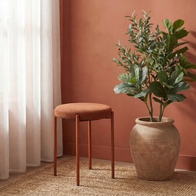 Sgabello color terracotta in metallo impilabile Pelican – Unique Furniture