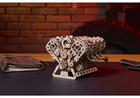 Ugears - Puzzle meccanico 3D in legno Motore V8